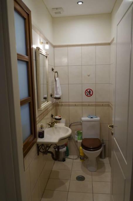 Apartment with a garden, BBQ, swimming pool&jacuzzi Dhráfi Buitenkant foto